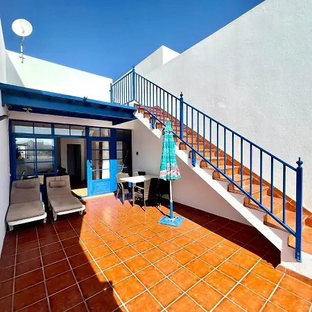 Apartamento Adosado Con Wifi, Terraza, Piscina Y Bonita Vista En Puerto Calero
