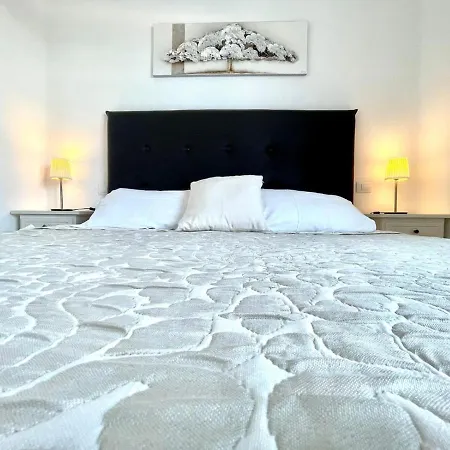Apartamento Adosado Con Wifi, Terraza, Piscina Y Bonita Vista En