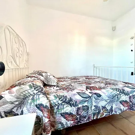 Apartamento Adosado Con Wifi, Terraza, Piscina Y Bonita Vista En