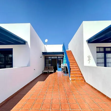 Adosado Con Wfi, Terraza, Piscina Y Bonita Vista En Appartamento Puerto Calero
