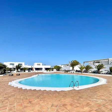 Apartamento Adosado Con Wifi, Terraza, Piscina Y Bonita Vista En