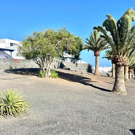 Adosado Con Wfi, Terraza, Piscina Y Bonita Vista En Appartamento