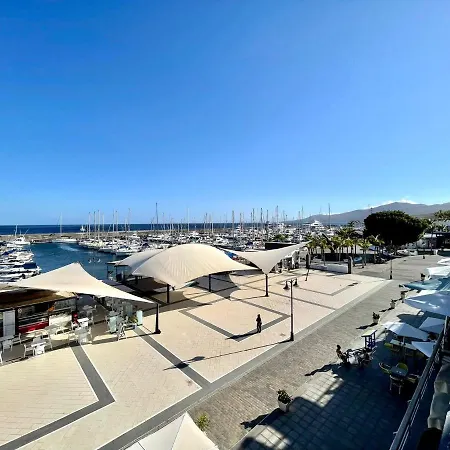 Appartamento Adosado Con Wfi, Terraza, Piscina Y Bonita Vista En Puerto Calero